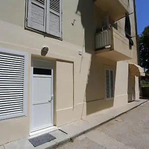 Gasthuis Street Apartments&room, Zadar